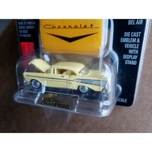 1996 Racing Champions MINT EDITION 1957 CHEVY BEL AIR CHEVROLET Pearl Yellow #21 - Picture 2 of 14
